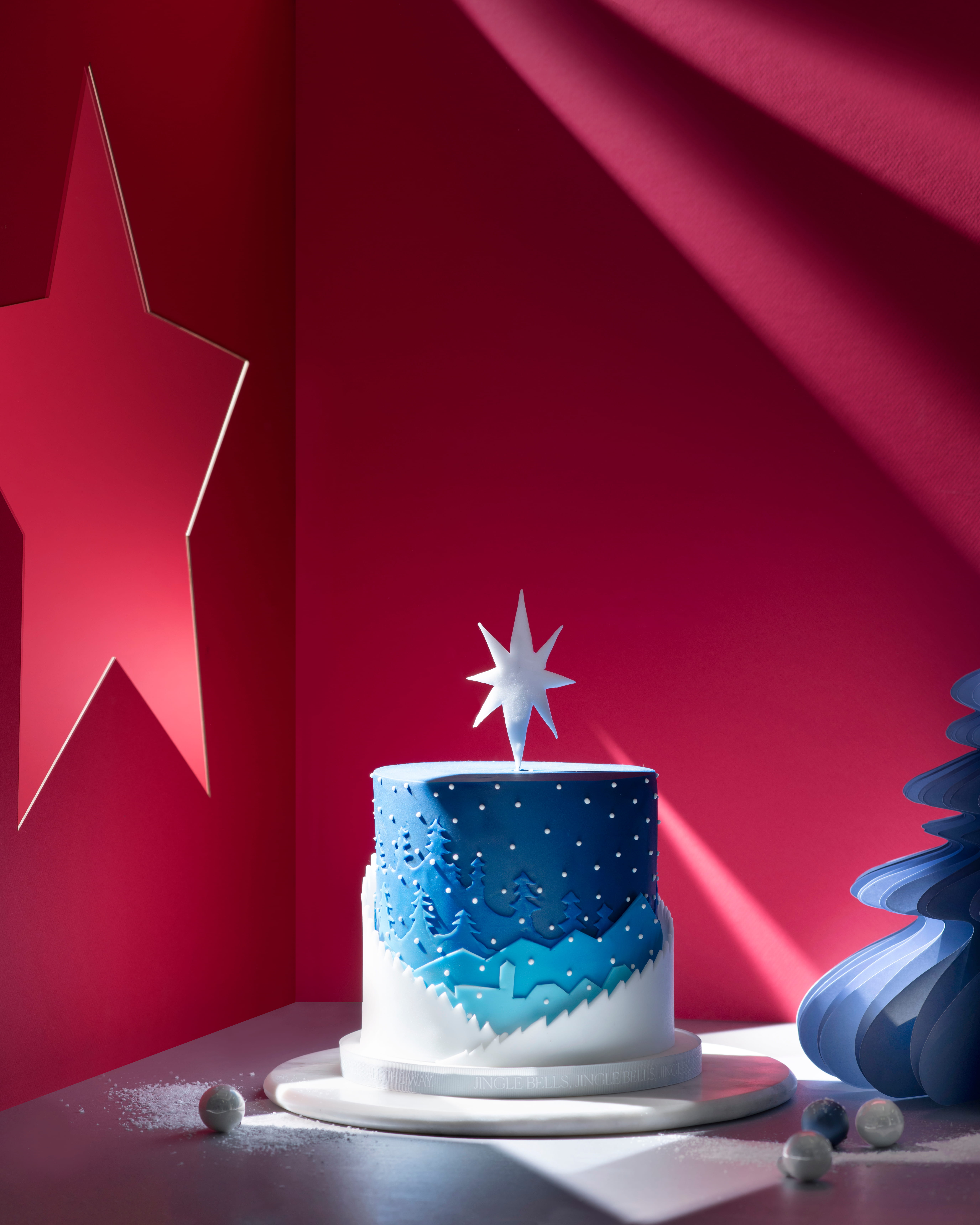 Pralina Christmas Art Direction & Influencers Campaign 2025